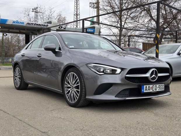 Mercedes-Benz CLA 180 7G-DCT Magyarorsz�gi. 1 t...