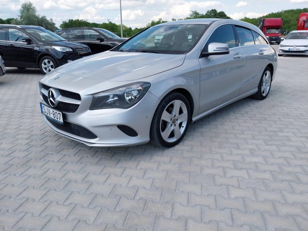 Mercedes-Benz CLA 180 d Style