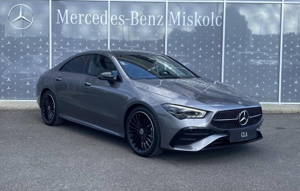 Mercedes-Benz CLA 220 4Matic 8G-DCT Mild hybrid...