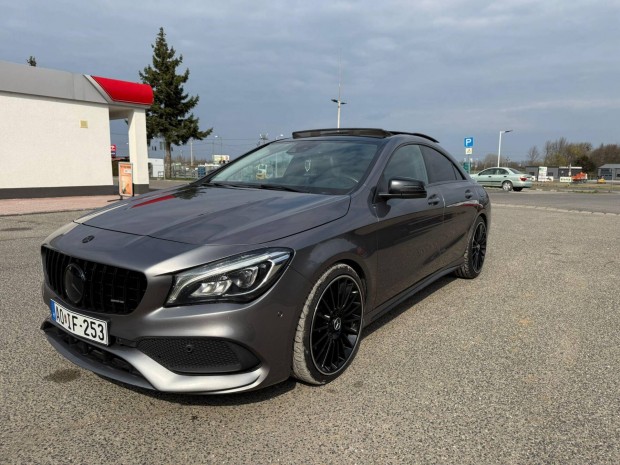 Mercedes-Benz CLA 220 CDI d AMG Sport 7G-DCT fu...