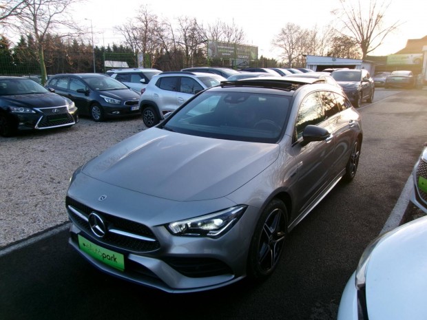 Mercedes-Benz CLA 250 e EQ Power AMG Line 8G-DC...