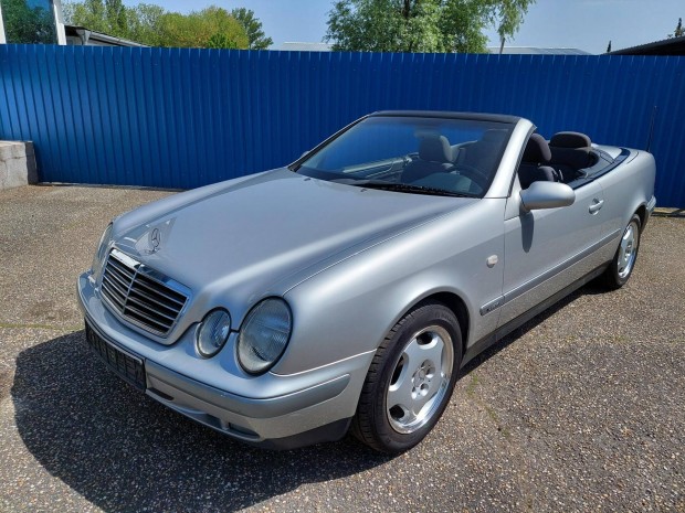 Mercedes-Benz CLK 230 Kompressor Sport Cabrio 1...