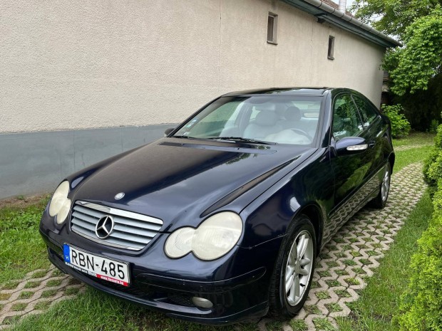 Mercedes-Benz C 180 Sportcoupe Bőrbelső-Panorám...