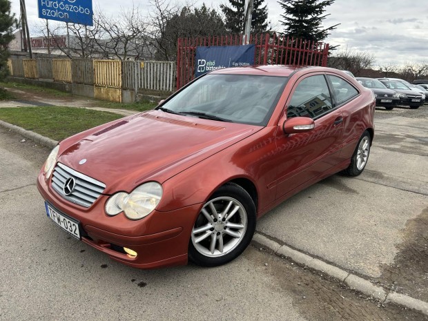 Mercedes-Benz C 180 Sportcoupe Gyri llapot!!2...