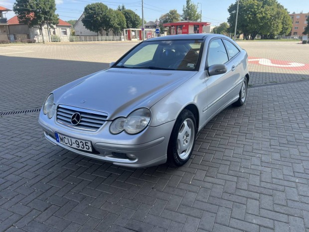 Mercedes-Benz C 180 Sportcoupe Manuál 6.Klíma.S...