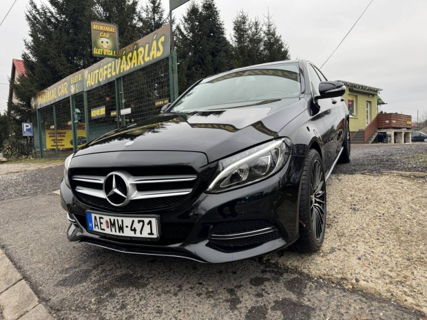 Mercedes-Benz C 200 7G-Tronic Benzines