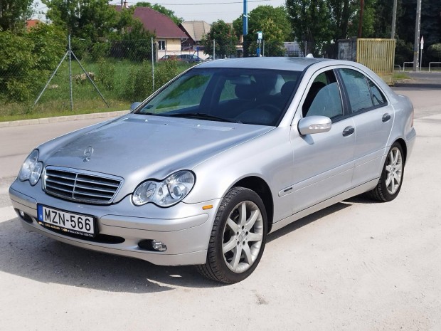 Mercedes-Benz C 200 Kompressor Avantgarde (Auto...