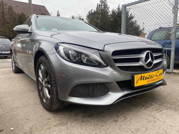 Mercedes-Benz C 200 T 4Matic 7G-Tronic Panorma...