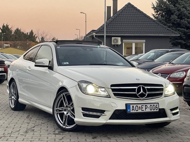 Mercedes-Benz C 220 CDI Blueefficiency (Automat...