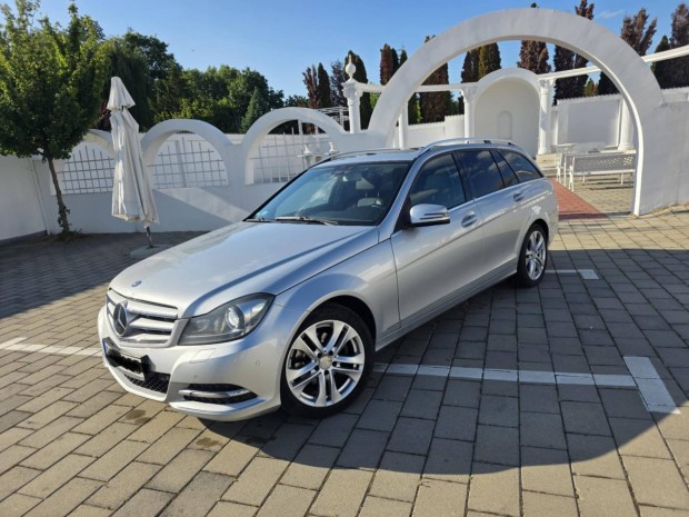 Mercedes-Benz C 220 T CDI 4Matic Blueefficiency...