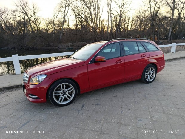 Mercedes-Benz C 220 T CDI Blueefficiency Elegan...
