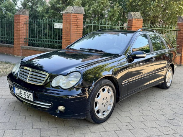 Mercedes-Benz C 220 T CDI Classic (Automata) FR...