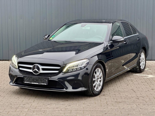 Mercedes-Benz C 220 d 9G-Tronic Navi - LED - CA...