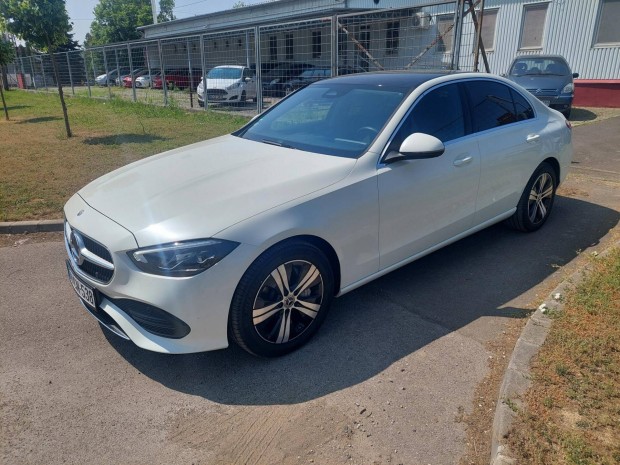 Mercedes-Benz C 300 e 9G-Tronic Plug-in hybrid