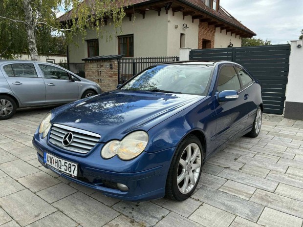 Mercedes-Benz C-Osztály C 200 Kompressor Sportc...