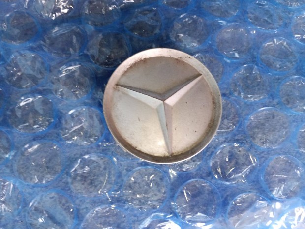 Mercedes Benz C W201 felnikupak. 1 db. 2014010225