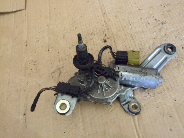 Mercedes-Benz C-osztály W202 hátsó ablaktörlő motor A2028200707KZ