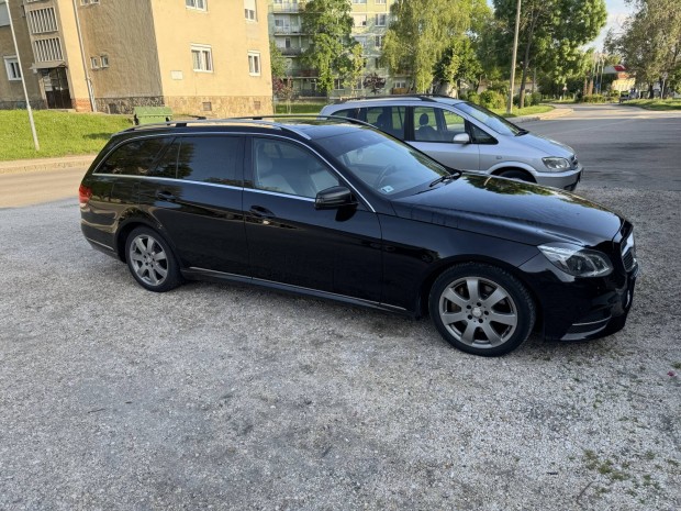Mercedes-Benz E300 Igény Esetén Friss Műszakival!!
