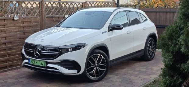 Mercedes-Benz EQA 250 AMG Sport+Night Pakett Ma...