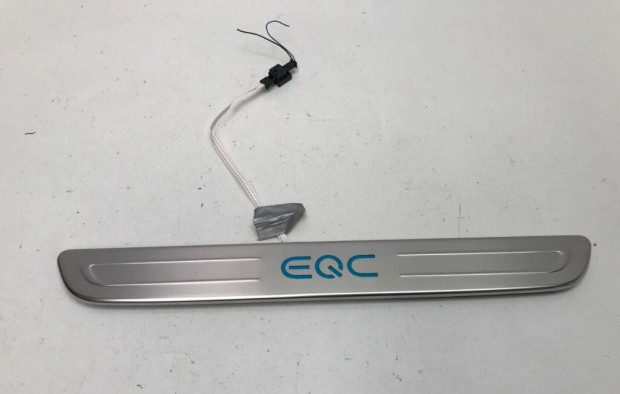 Mercedes Benz EQC N293 Bal küszöb díszelem A2936803301