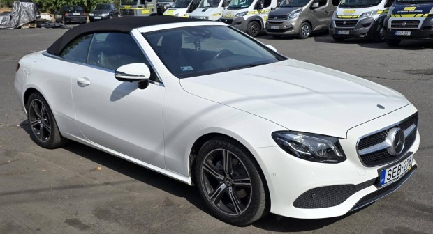 Mercedes-Benz E 200 9G-Tronic Burmester hifi! N...