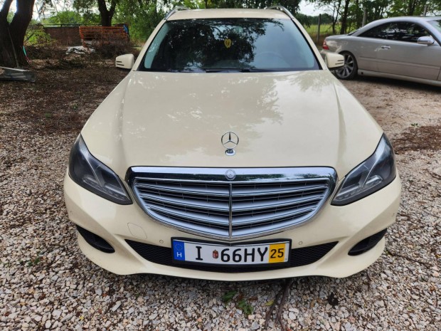 Mercedes-Benz E 200 Bluetec T Elegance (Automata)