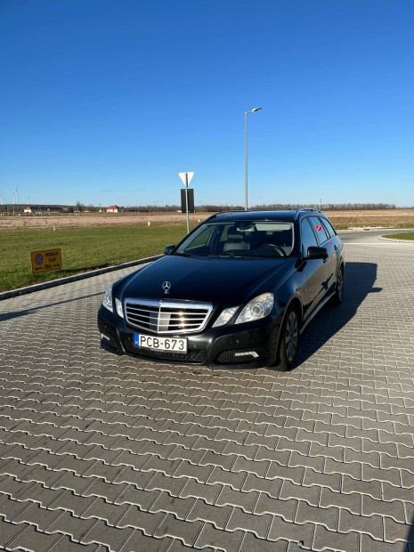 Mercedes-Benz E 200 CDI W212