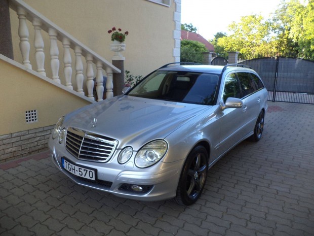 Mercedes-Benz E 200 Kompressor