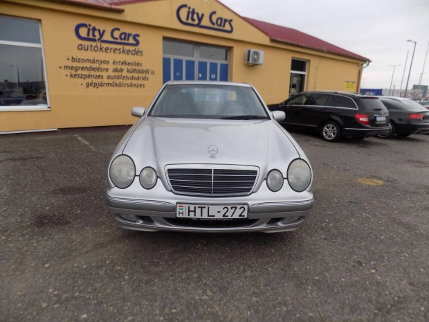 Mercedes-Benz E 200 Kompressor Classic (Automat...