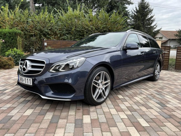 Mercedes-Benz E 220 Bluetec 4Matic T Avantgarde...