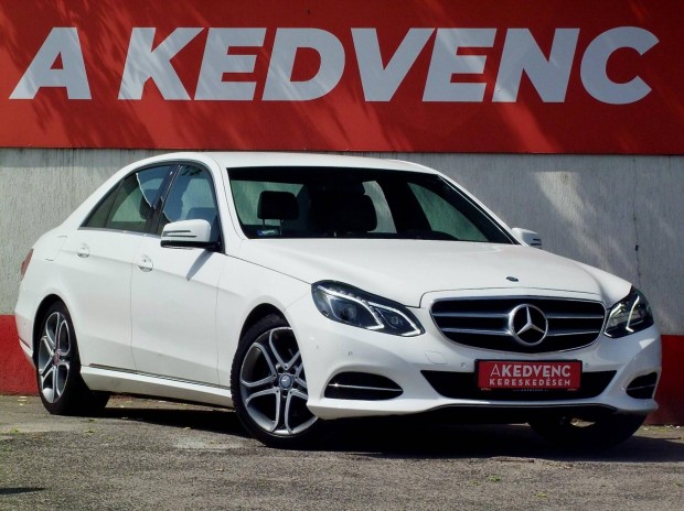 Mercedes-Benz E 220 Bluetec (Blueefficiency) Av...