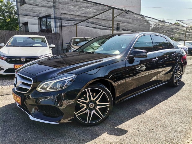 Mercedes-Benz E 220 Bluetec (Blueefficiency) Av...