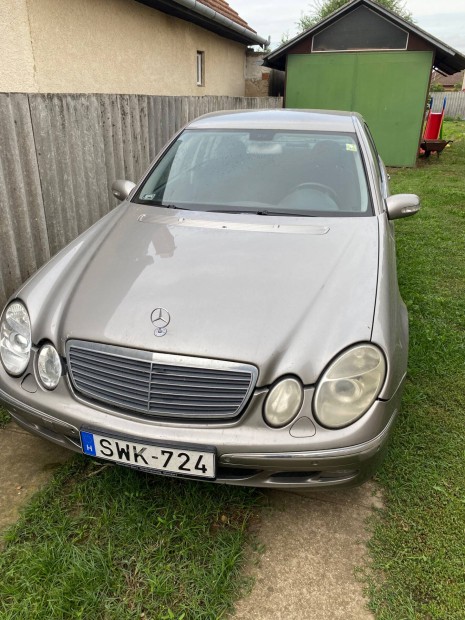 Mercedes-Benz E 220 CDI