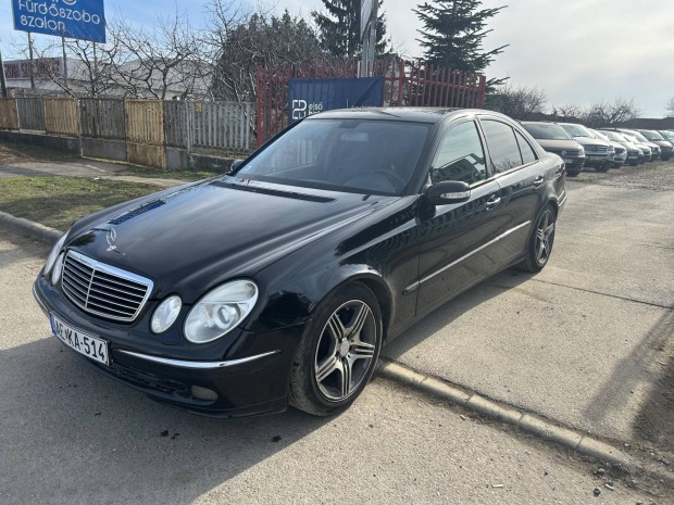 Mercedes-Benz E 220 CDI Avantgarde (Automata) C...