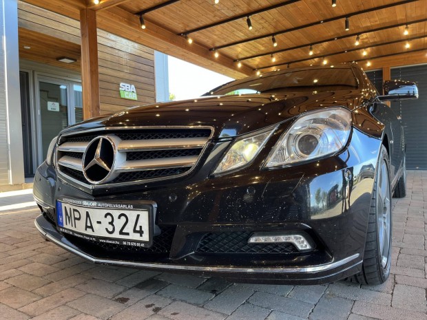 Mercedes-Benz E 220 CDI Blueefficiency Elegance...