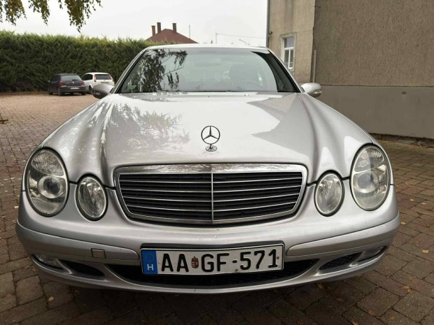 Mercedes-Benz E 220 CDI Classic (Automata)