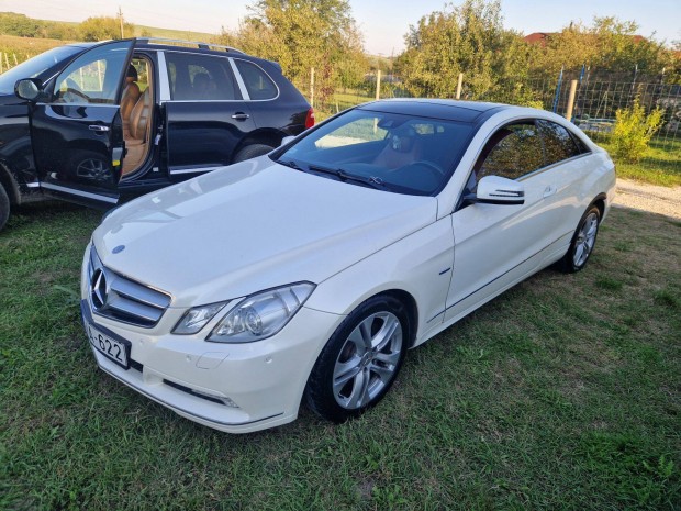 Mercedes Benz E 220 CDI - Tolat Kamera, Nyithat Panormatet