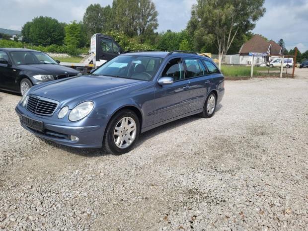 Mercedes-Benz E 220 T CDI Avantgarde (Automata)