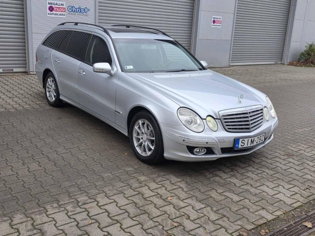 Mercedes-Benz E 220 T CDI Avantgarde (Automata)...