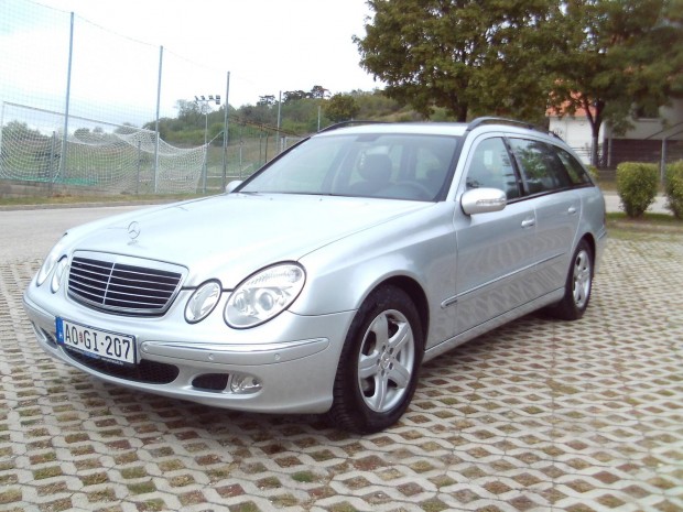 Mercedes-Benz E 220 T CDI Elegance (Automata) K...