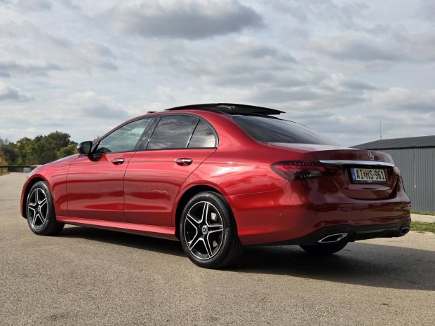 Mercedes-Benz E 220 d 4Matic 9G-Tronic Sok EXTR...