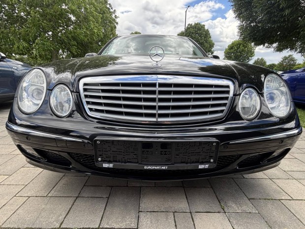 Mercedes-Benz E 240 Elegance 132000km.Szervizkö...
