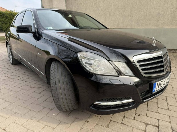 Mercedes-Benz E 250 CDI Avantgarde (Automata) F...