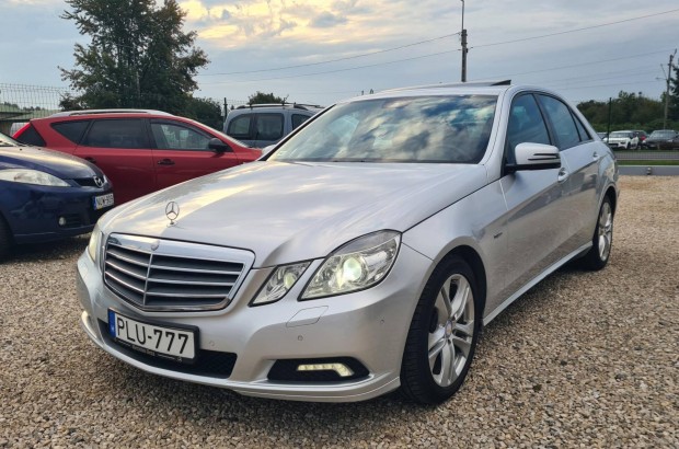 Mercedes-Benz E 250 CDI Blueeff. Elegance 7G-TR...