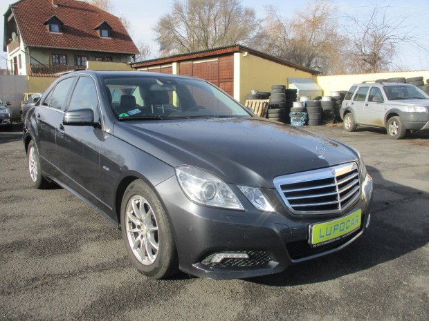 Mercedes-Benz E 250 CDI Blueefficiency Avantgarde