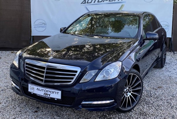 Mercedes-Benz E 250 CGI Blueefficiency Avantgar...