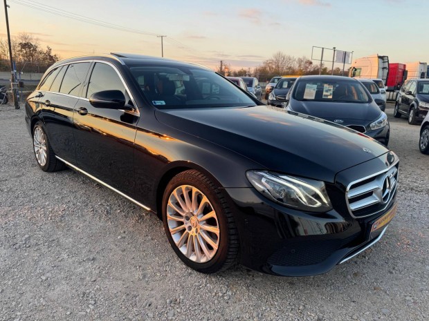 Mercedes-Benz E 250 T 9G-Tronic 1�v Garancia!CS...
