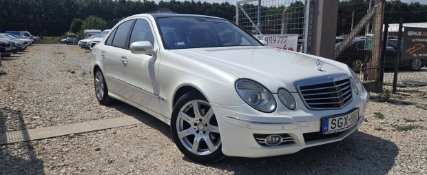 Mercedes-Benz E 300 Bluetec Avantgarde (Automat...