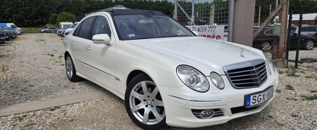 Mercedes-Benz E 300 Bluetec Avantgarde (Automat...