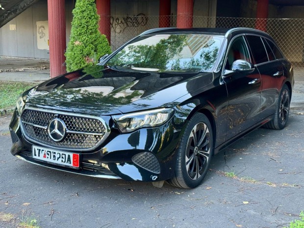 Mercedes-Benz E 300 e T 9G-Tronic Plug-in hybri...